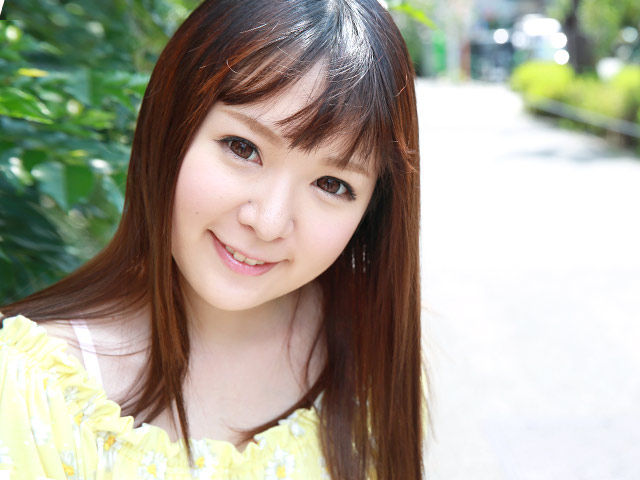 Debut Vol.30: a Voice Actress Works for Av