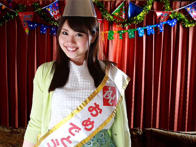 Surprise Ambush: B-Party for 20 Year Old Nene