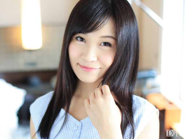 Full Into Love: Easy Girl Is Former Athele