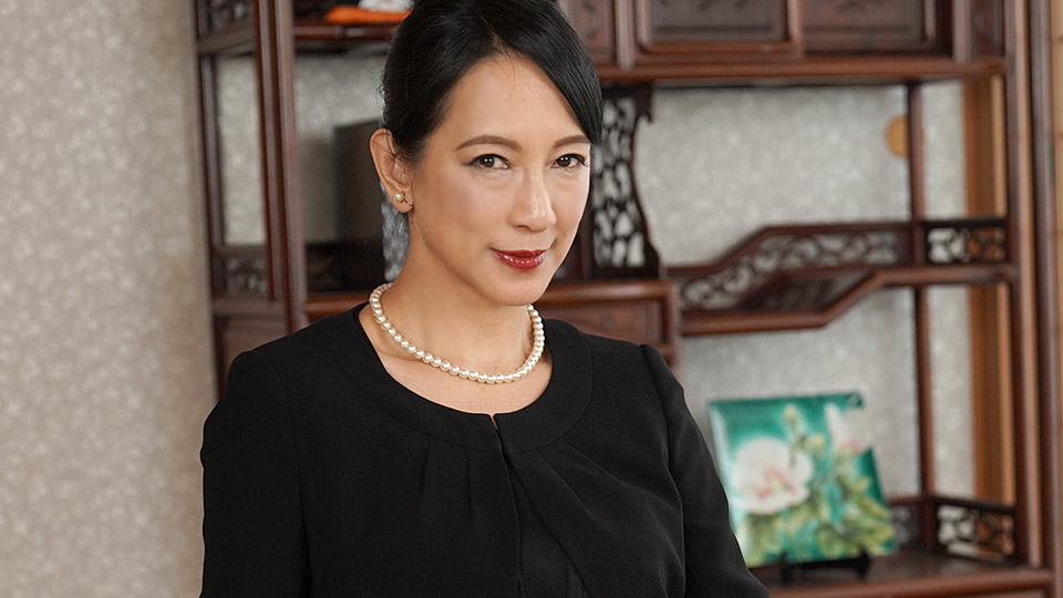 The Widow Who Apologizes with Sex in Front of Her Husband's Portrait